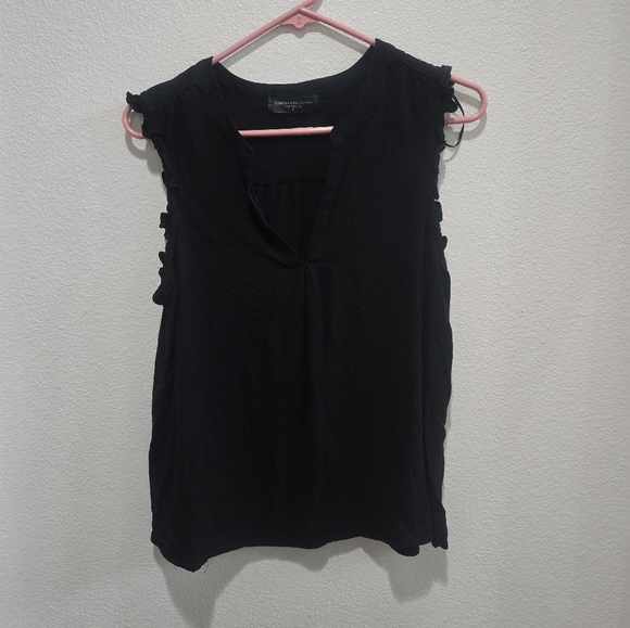 Black quarter sleeved tshirt with ruffling around arms by common collection Med. - Picture 1 of 3